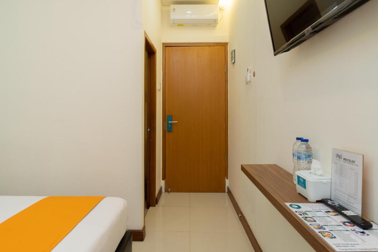 Sans Hotel Suryakencana โบกอร์ ภายนอก รูปภาพ