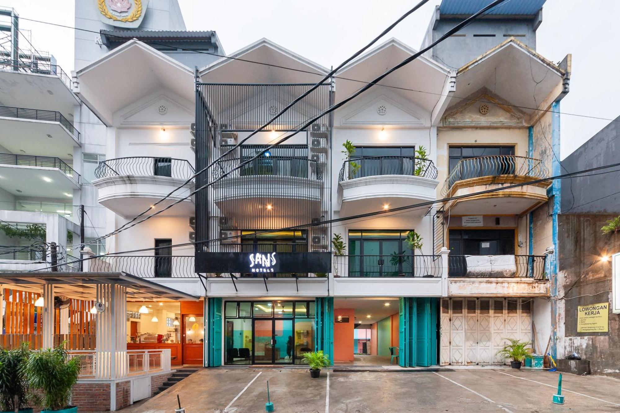 Sans Hotel Suryakencana โบกอร์ ภายนอก รูปภาพ